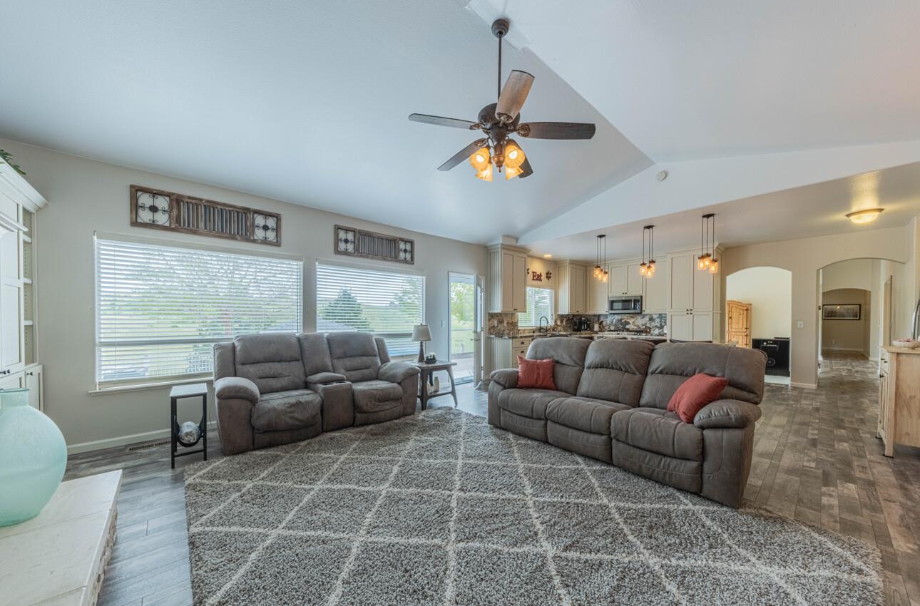 Detail Gallery Image 29 of 68 For 115 Emerald Way, San Juan Bautista,  CA 95045 - 4 Beds | 3 Baths