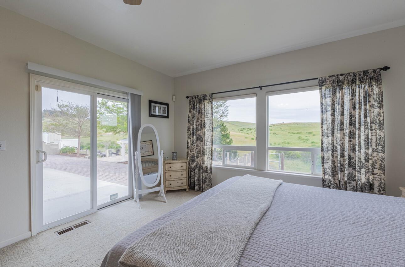 Detail Gallery Image 32 of 68 For 115 Emerald Way, San Juan Bautista,  CA 95045 - 4 Beds | 3 Baths