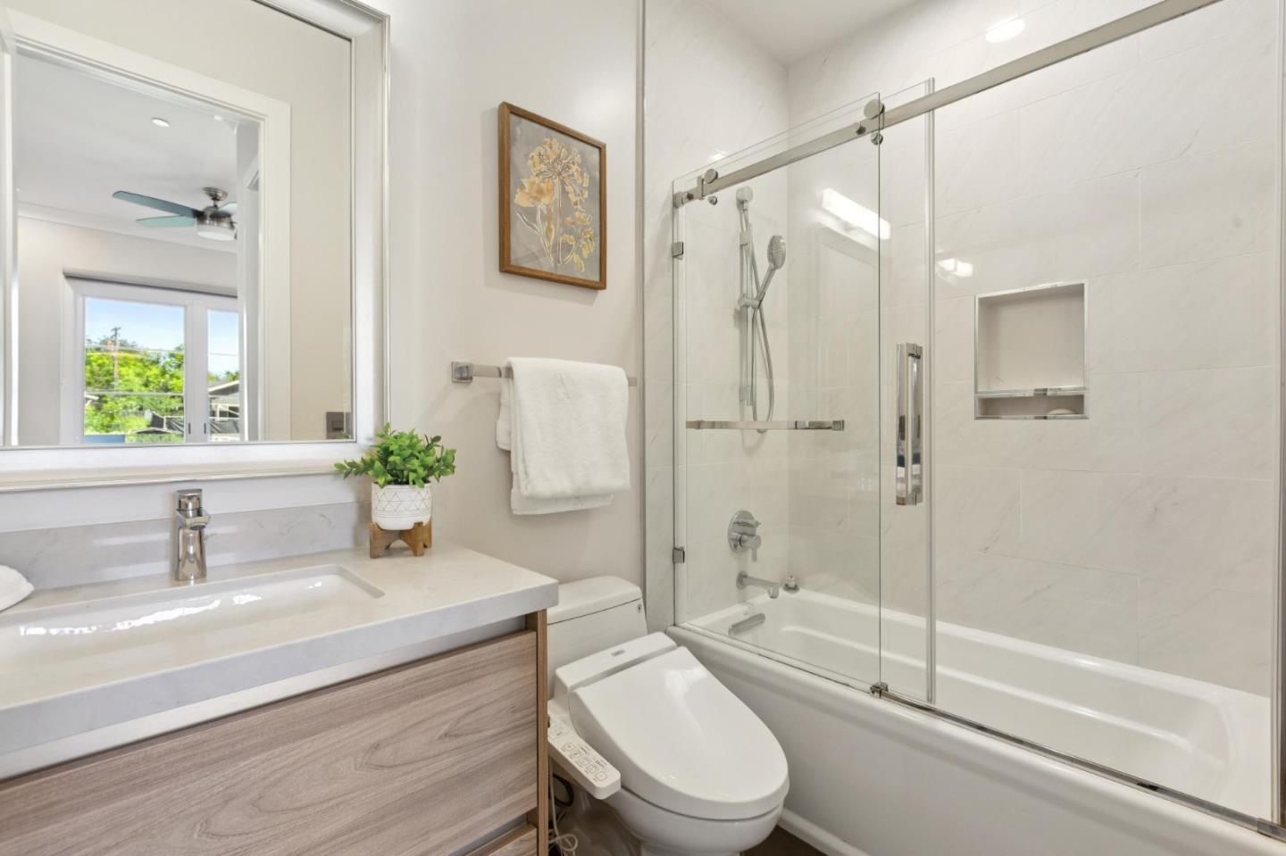 Detail Gallery Image 23 of 36 For 12534 Brookglen Dr, Saratoga,  CA 95070 - 5 Beds | 4/1 Baths