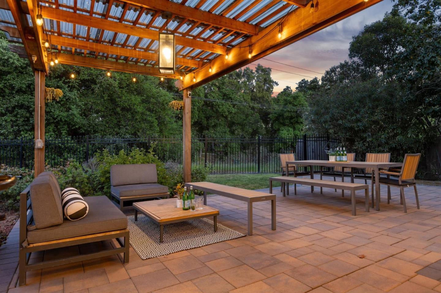 Detail Gallery Image 33 of 36 For 12534 Brookglen Dr, Saratoga,  CA 95070 - 5 Beds | 4/1 Baths