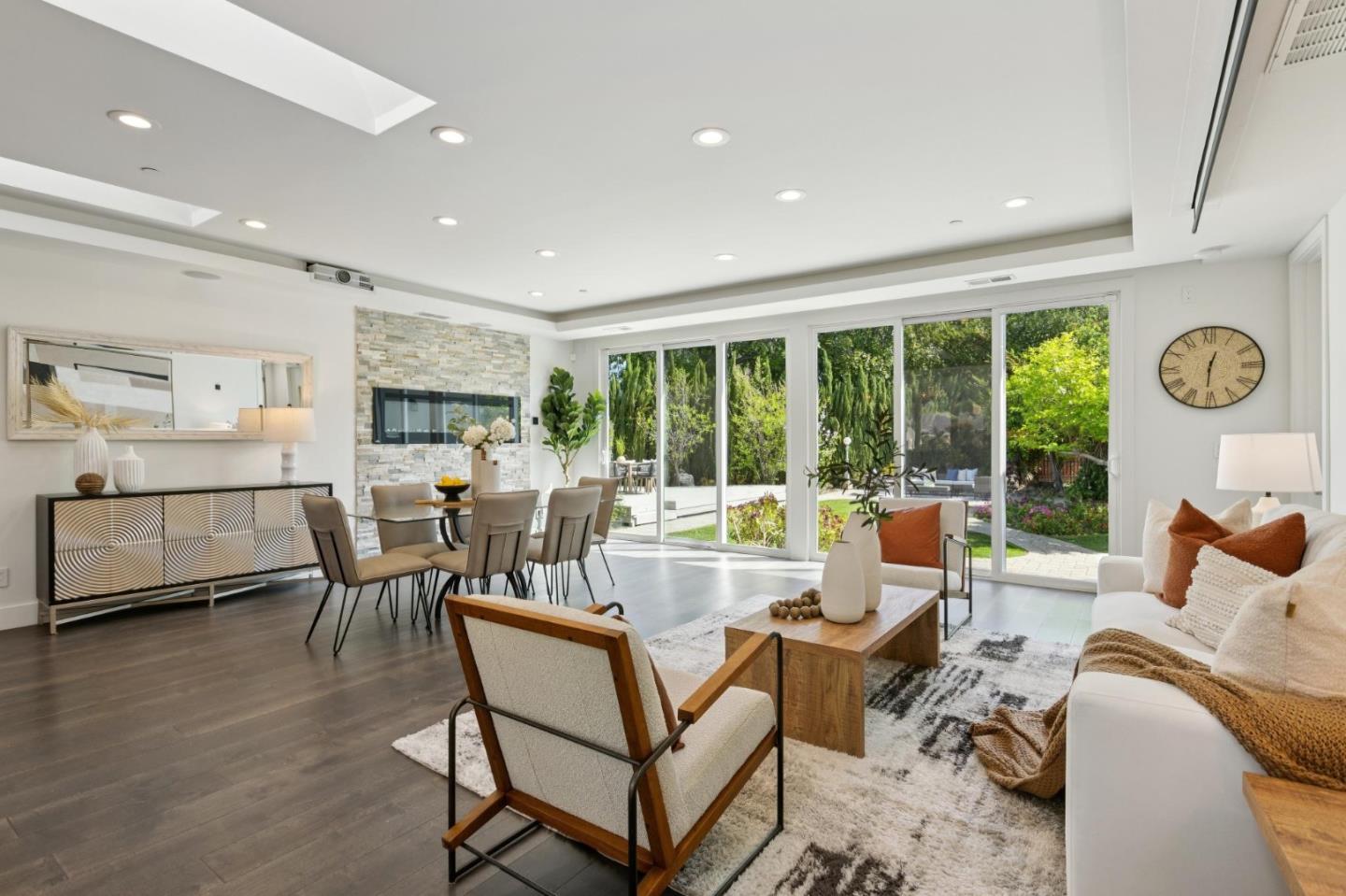 Detail Gallery Image 13 of 52 For 13090 Heath St, Saratoga,  CA 95070 - 8 Beds | 6 Baths