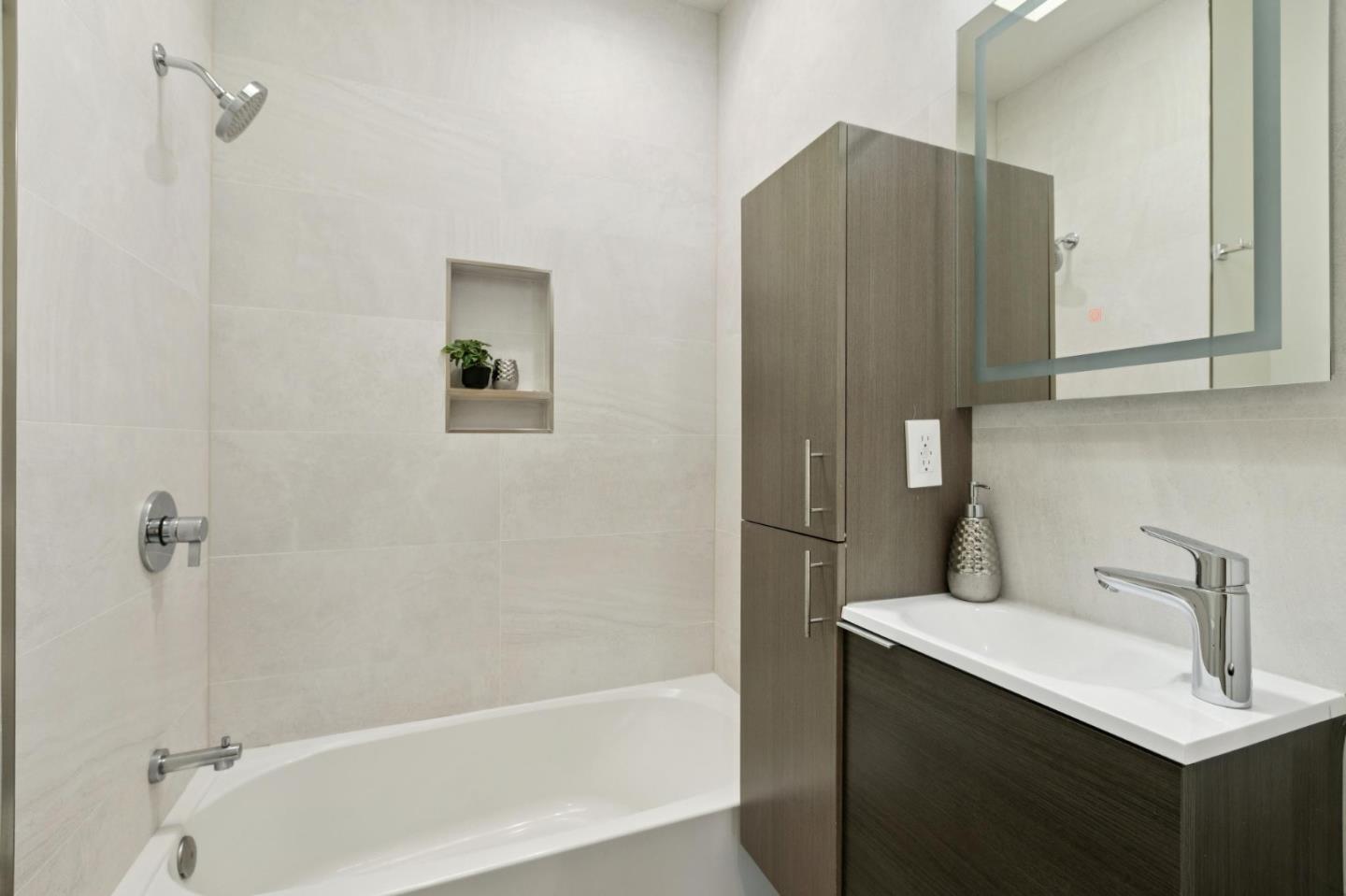 Detail Gallery Image 26 of 52 For 13090 Heath St, Saratoga,  CA 95070 - 8 Beds | 6 Baths