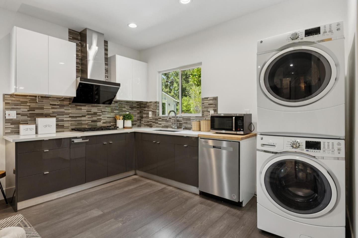 Detail Gallery Image 39 of 52 For 13090 Heath St, Saratoga,  CA 95070 - 8 Beds | 6 Baths