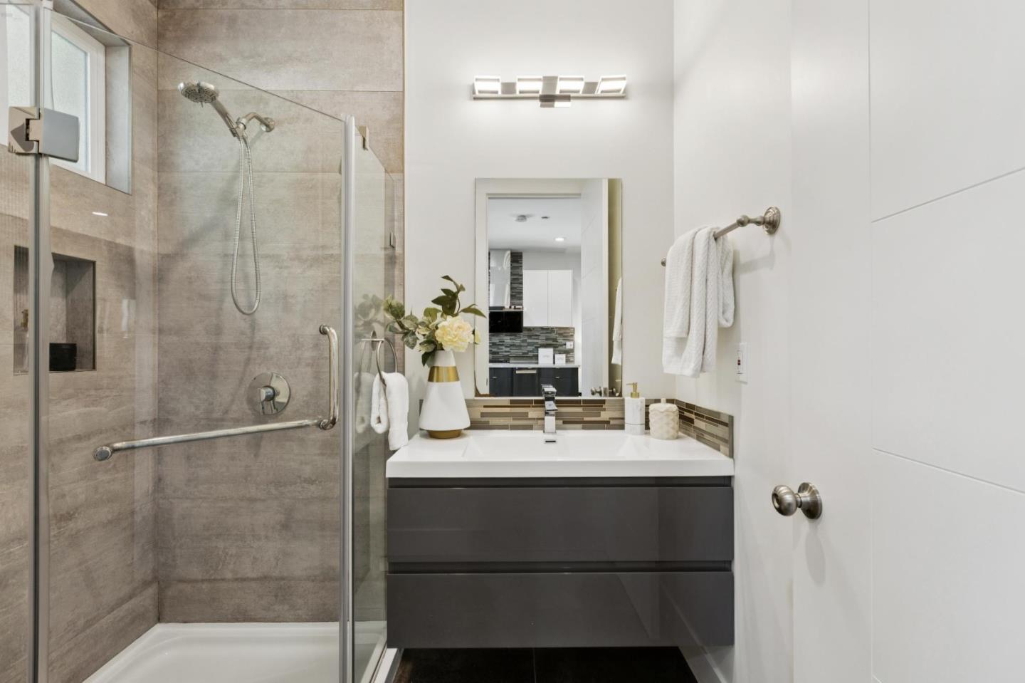 Detail Gallery Image 43 of 52 For 13090 Heath St, Saratoga,  CA 95070 - 8 Beds | 6 Baths