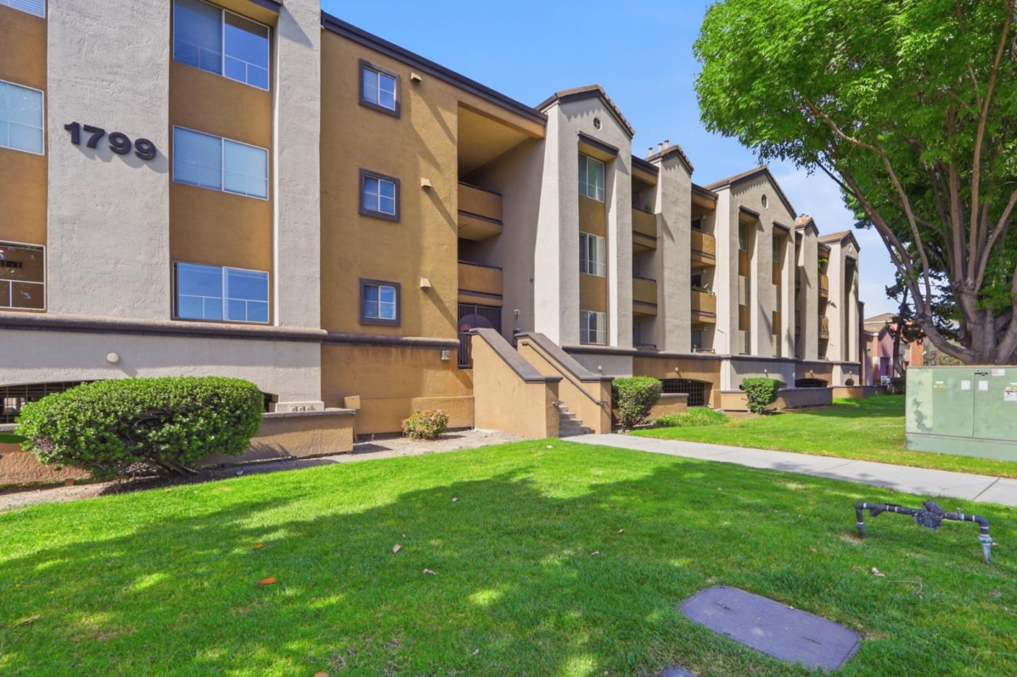 Detail Gallery Image 11 of 57 For 112 Morning Star Dr, San Jose,  CA 95131 - 2 Beds | 2 Baths