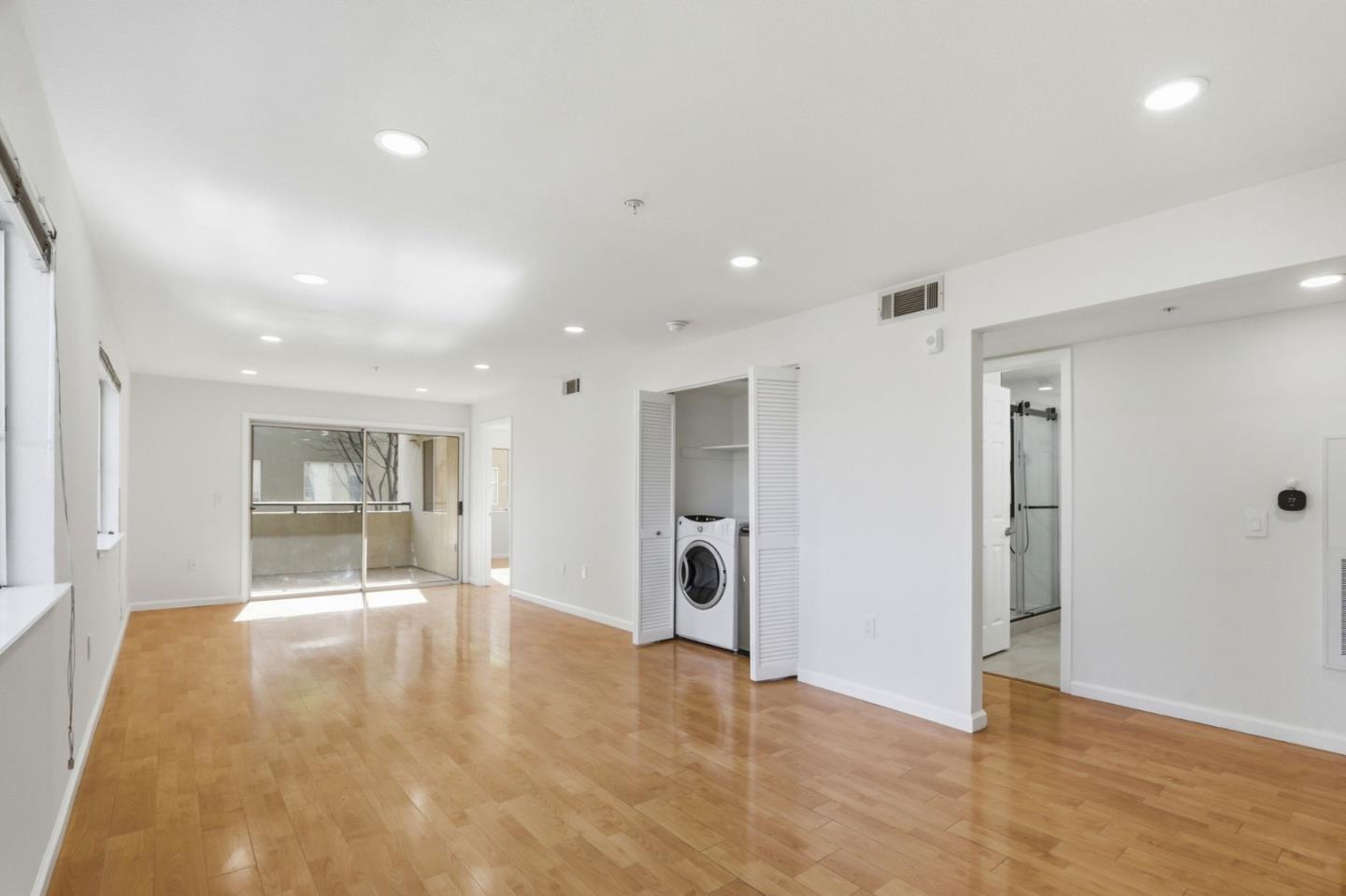 Detail Gallery Image 12 of 57 For 112 Morning Star Dr, San Jose,  CA 95131 - 2 Beds | 2 Baths