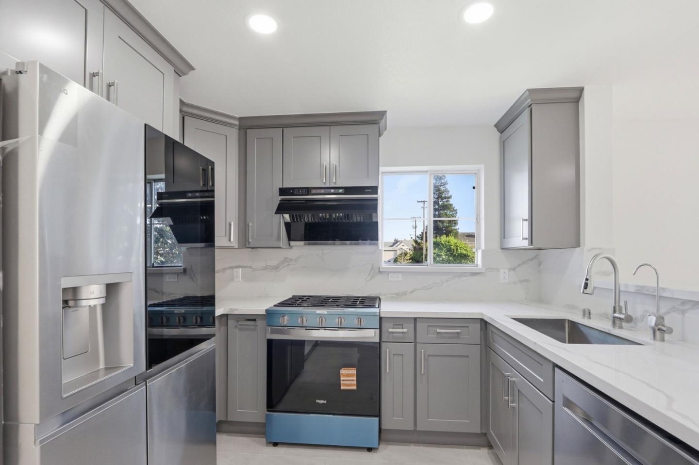 Detail Gallery Image 22 of 57 For 112 Morning Star Dr, San Jose,  CA 95131 - 2 Beds | 2 Baths