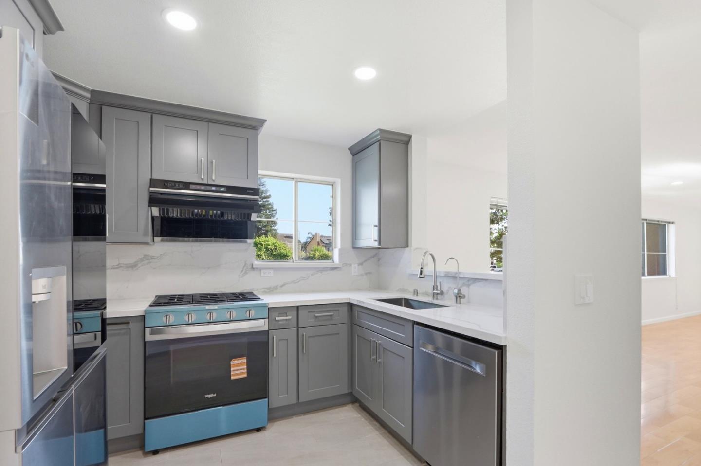 Detail Gallery Image 23 of 57 For 112 Morning Star Dr, San Jose,  CA 95131 - 2 Beds | 2 Baths