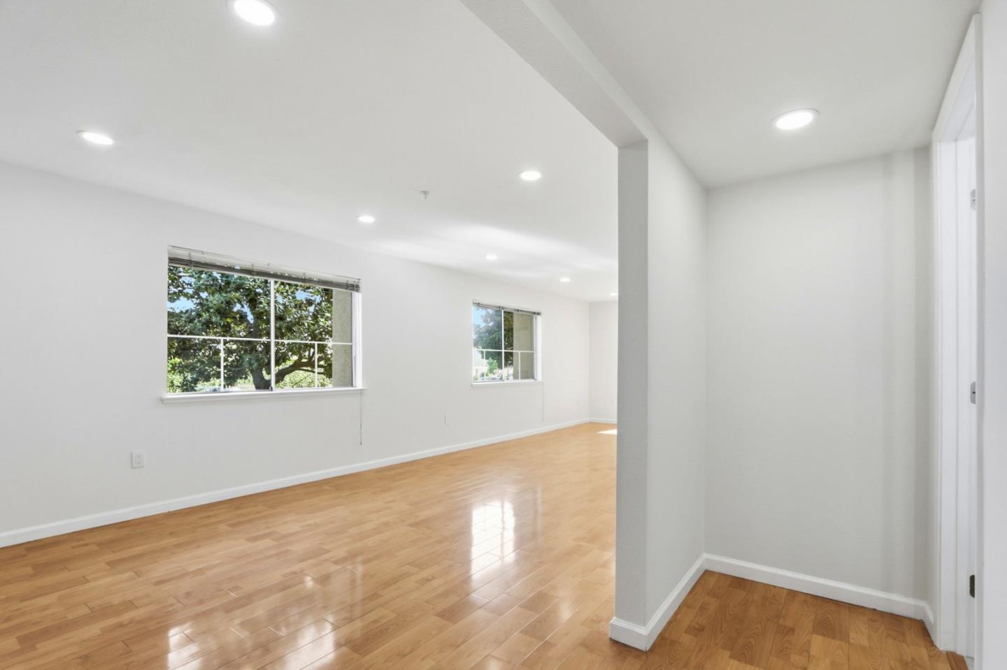 Detail Gallery Image 26 of 57 For 112 Morning Star Dr, San Jose,  CA 95131 - 2 Beds | 2 Baths