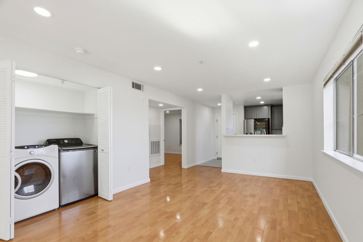 Detail Gallery Image 27 of 57 For 112 Morning Star Dr, San Jose,  CA 95131 - 2 Beds | 2 Baths