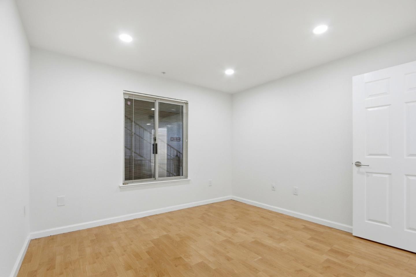 Detail Gallery Image 30 of 57 For 112 Morning Star Dr, San Jose,  CA 95131 - 2 Beds | 2 Baths