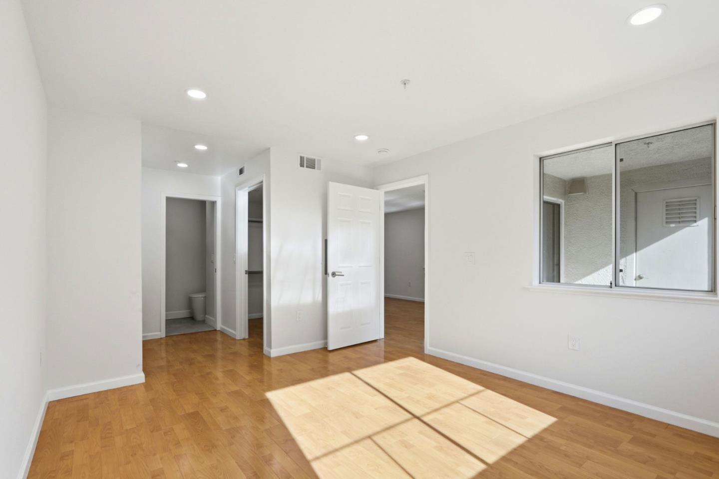 Detail Gallery Image 33 of 57 For 112 Morning Star Dr, San Jose,  CA 95131 - 2 Beds | 2 Baths