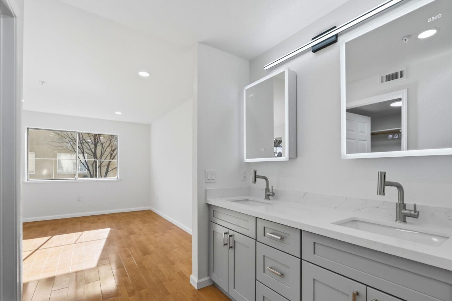 Detail Gallery Image 42 of 57 For 112 Morning Star Dr, San Jose,  CA 95131 - 2 Beds | 2 Baths