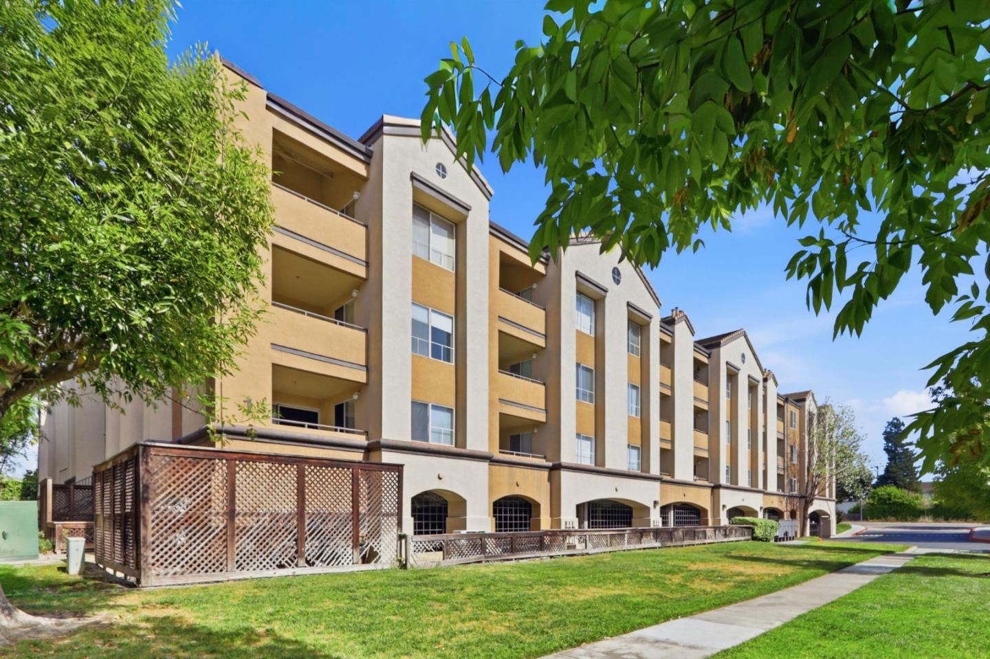 Detail Gallery Image 49 of 57 For 112 Morning Star Dr, San Jose,  CA 95131 - 2 Beds | 2 Baths