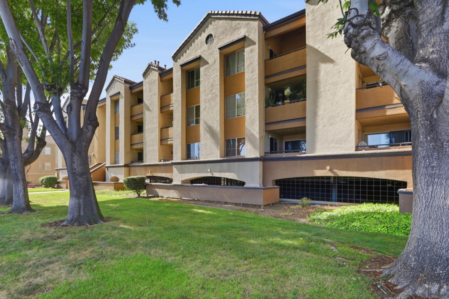 Detail Gallery Image 53 of 57 For 112 Morning Star Dr, San Jose,  CA 95131 - 2 Beds | 2 Baths