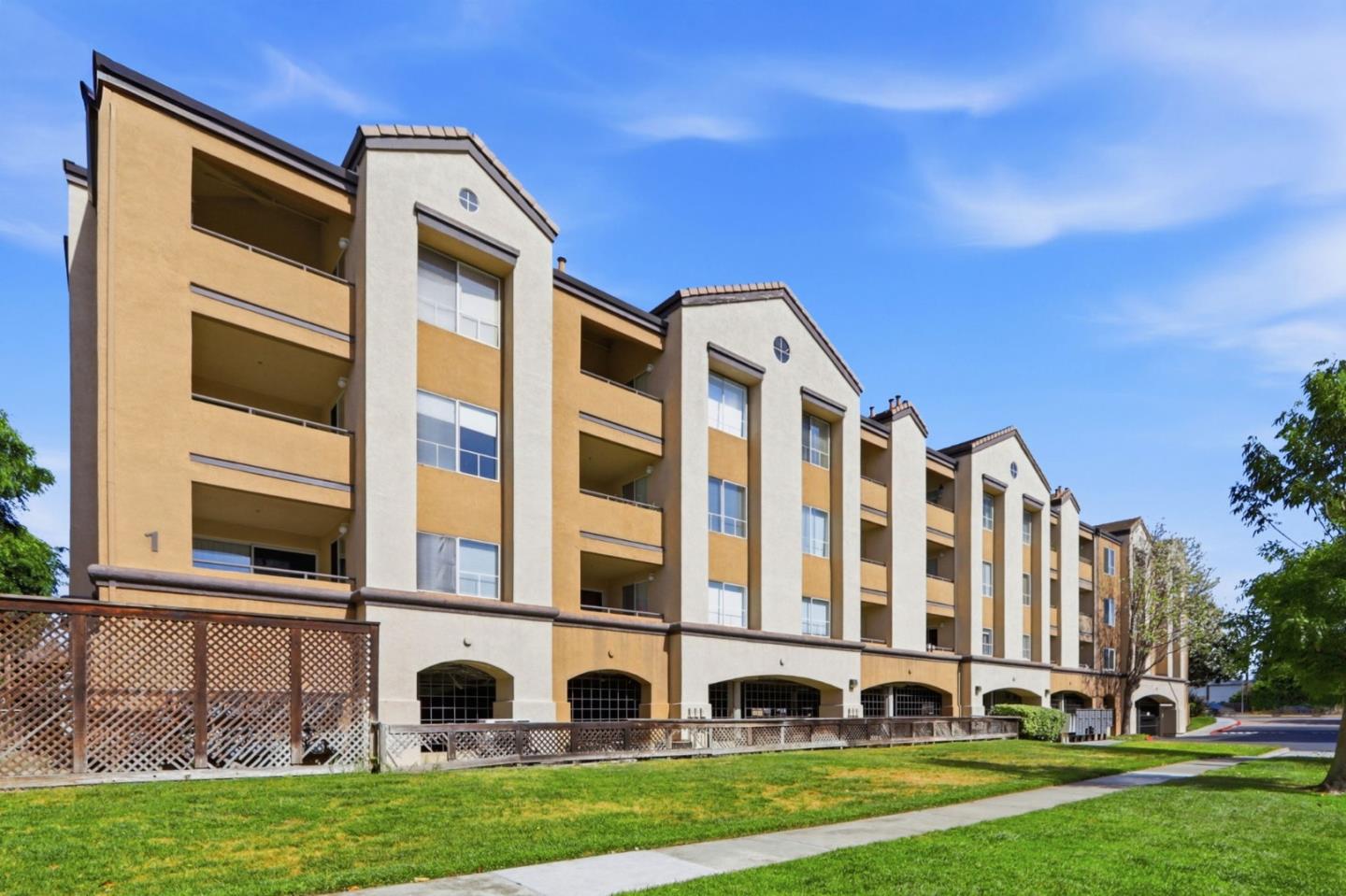 Detail Gallery Image 54 of 57 For 112 Morning Star Dr, San Jose,  CA 95131 - 2 Beds | 2 Baths