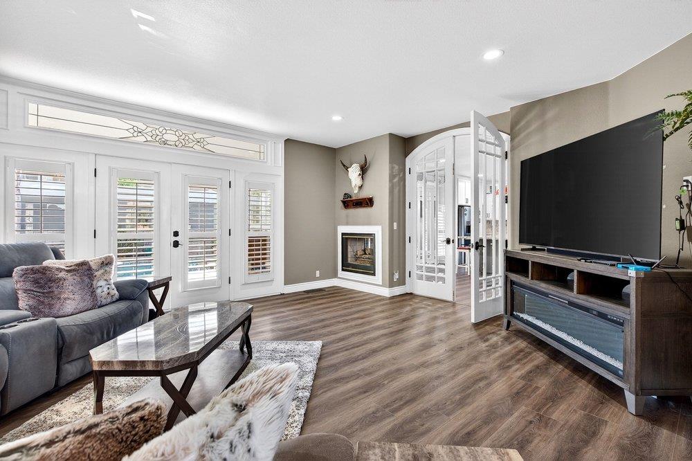 Detail Gallery Image 10 of 50 For 160 Dan Dr, Hollister,  CA 95023 - 4 Beds | 3/1 Baths