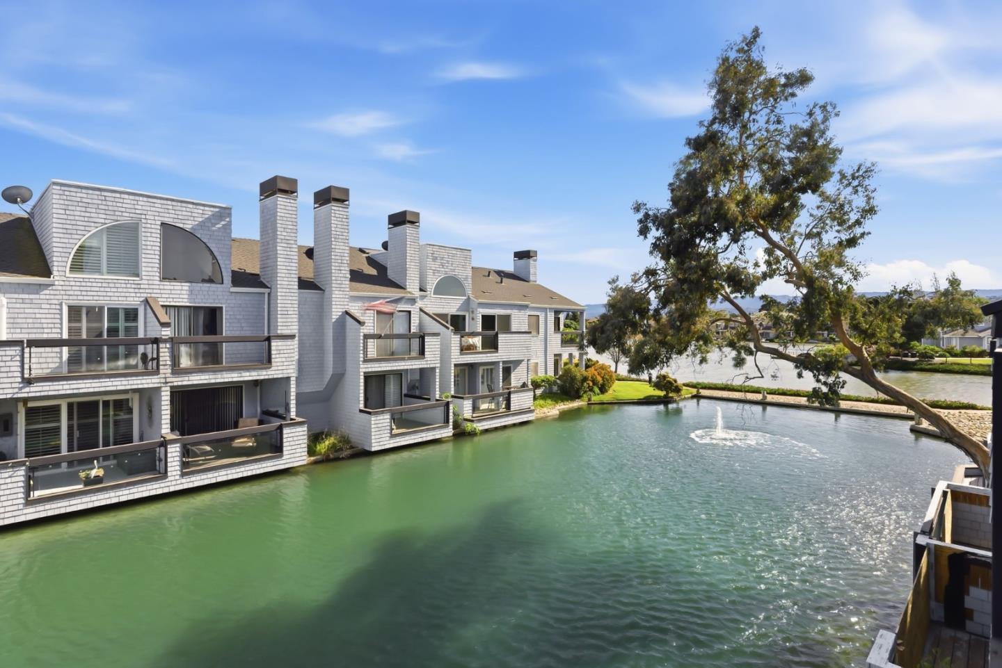 Detail Gallery Image 14 of 24 For 72 Cape Hatteras Ct, Redwood City,  CA 94065 - 2 Beds | 1 Baths