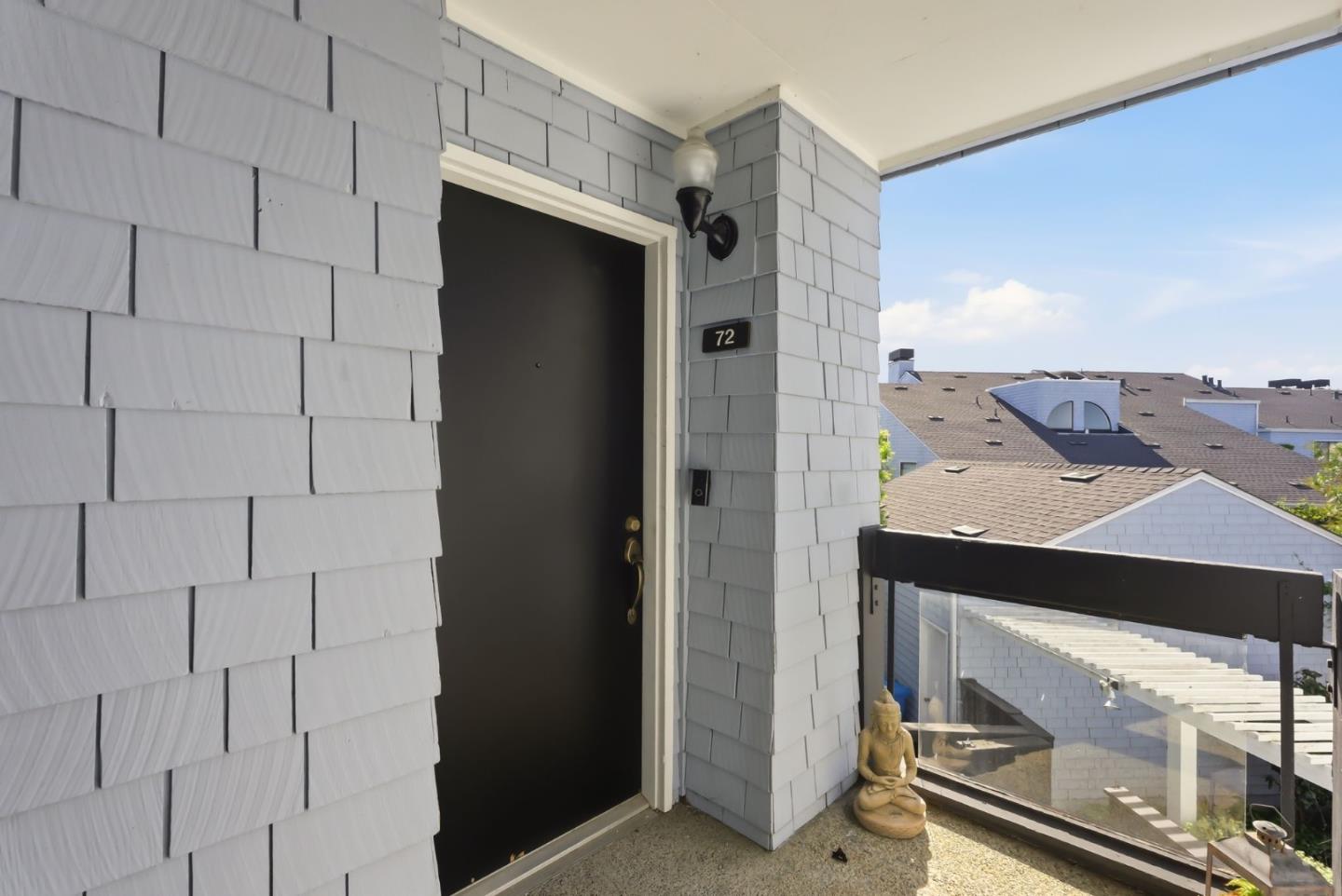 Detail Gallery Image 16 of 24 For 72 Cape Hatteras Ct, Redwood City,  CA 94065 - 2 Beds | 1 Baths