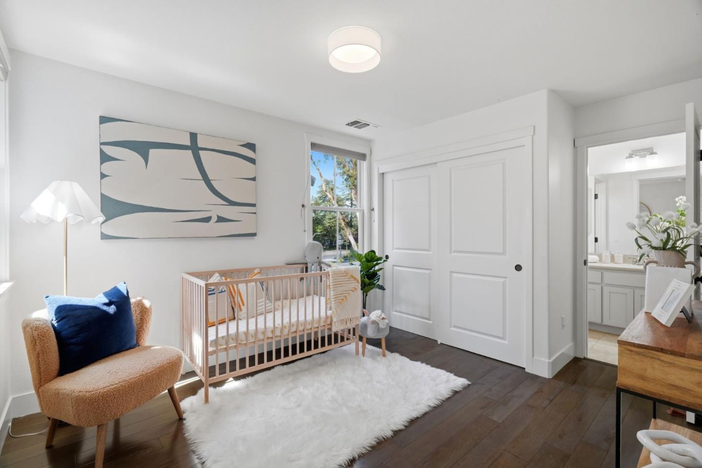 Detail Gallery Image 20 of 29 For 210 Morgan Ln, Menlo Park,  CA 94025 - 4 Beds | 3/1 Baths