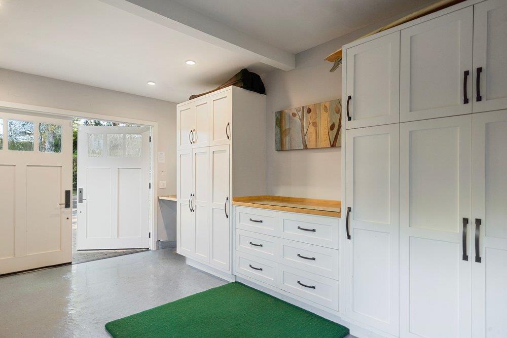 Detail Gallery Image 21 of 24 For 243 Robin Way, Menlo Park,  CA 94025 - 3 Beds | 2 Baths