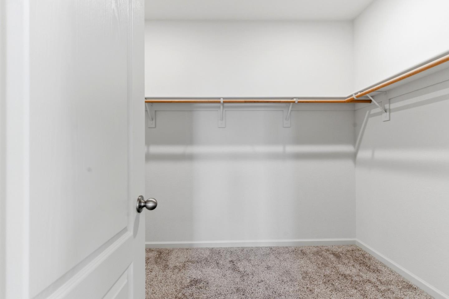 Detail Gallery Image 14 of 31 For 331 Lolly Way, Los Banos,  CA 93635 - 4 Beds | 2/1 Baths