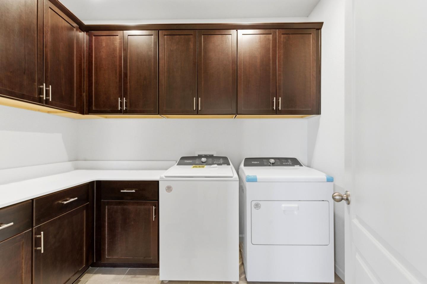 Detail Gallery Image 16 of 31 For 331 Lolly Way, Los Banos,  CA 93635 - 4 Beds | 2/1 Baths