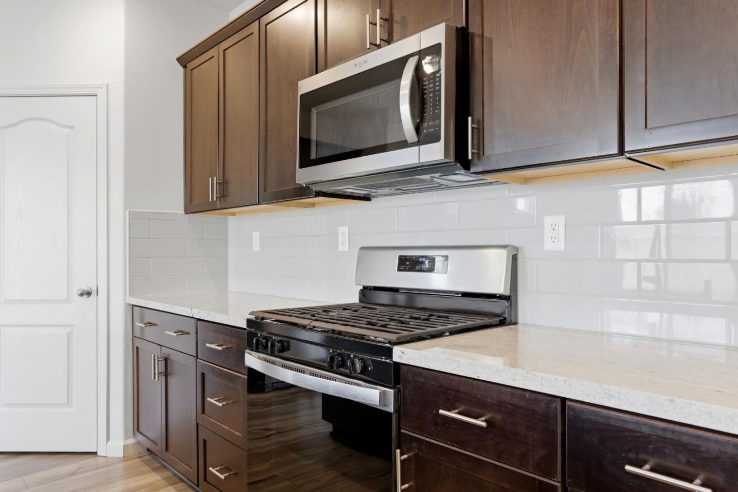 Detail Gallery Image 21 of 31 For 331 Lolly Way, Los Banos,  CA 93635 - 4 Beds | 2/1 Baths