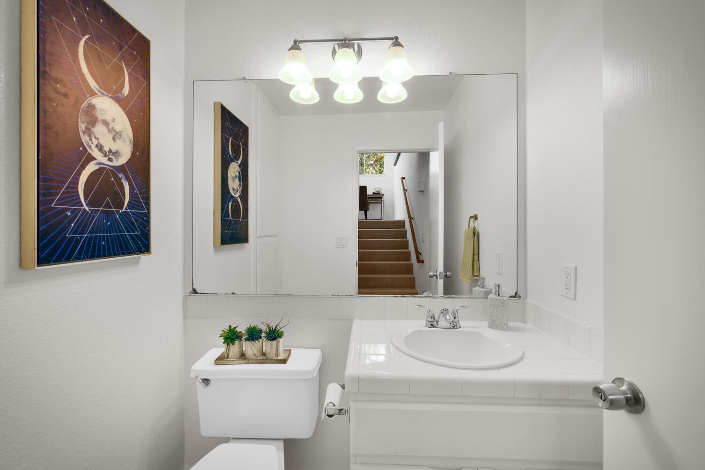 Detail Gallery Image 18 of 50 For 31 E Court Ln, Foster City,  CA 94404 - 2 Beds | 2/1 Baths