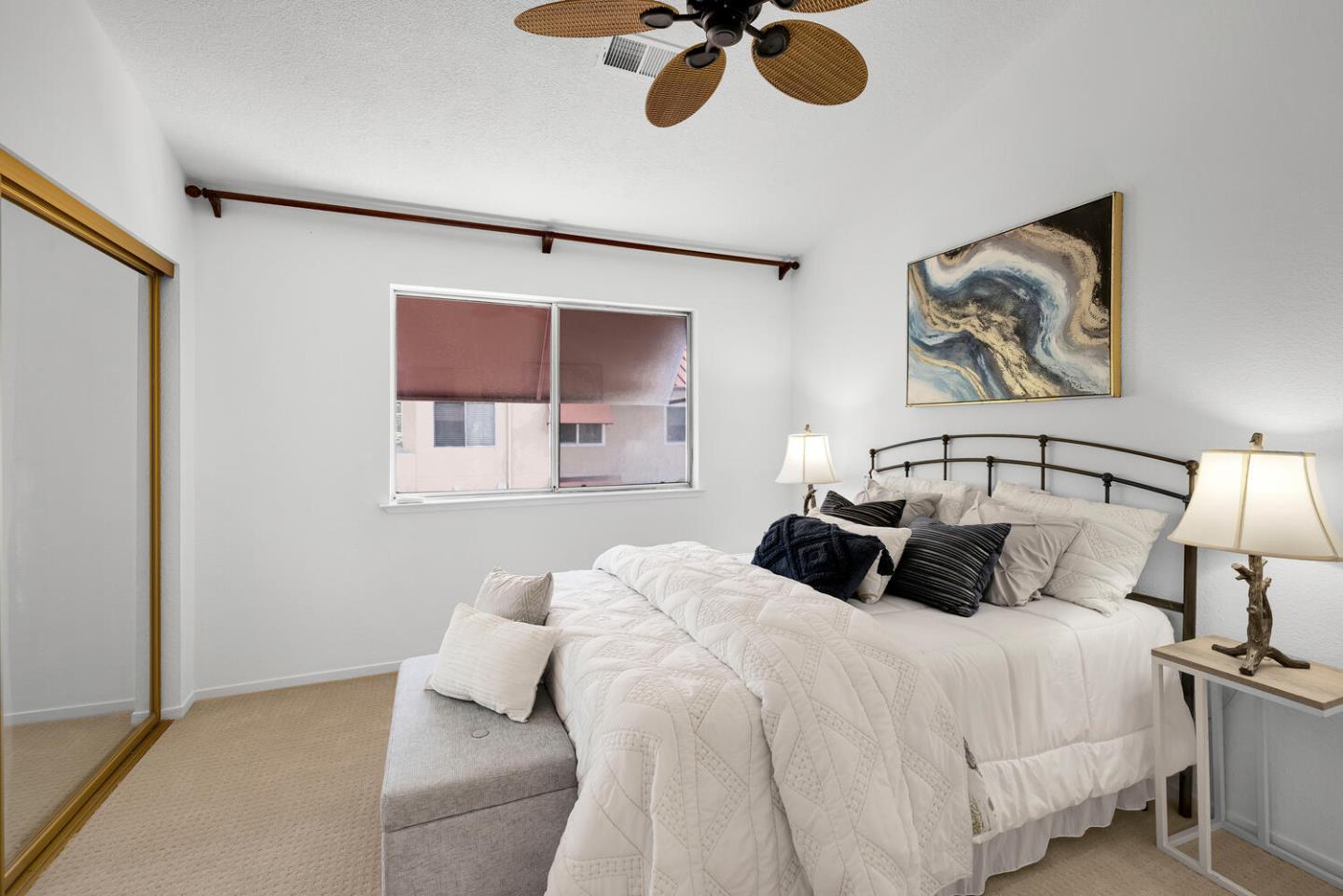 Detail Gallery Image 25 of 50 For 31 E Court Ln, Foster City,  CA 94404 - 2 Beds | 2/1 Baths