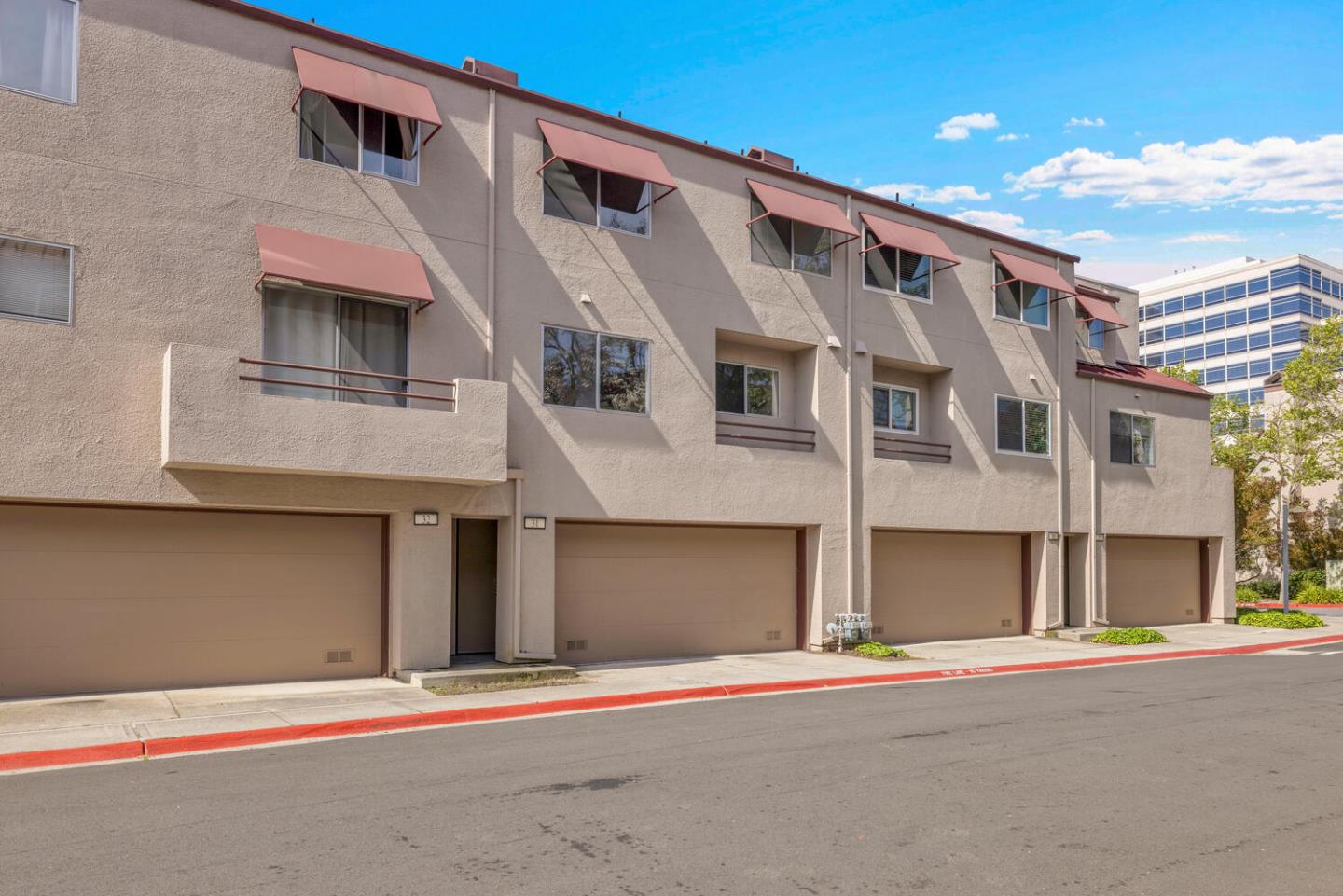 Detail Gallery Image 3 of 50 For 31 E Court Ln, Foster City,  CA 94404 - 2 Beds | 2/1 Baths