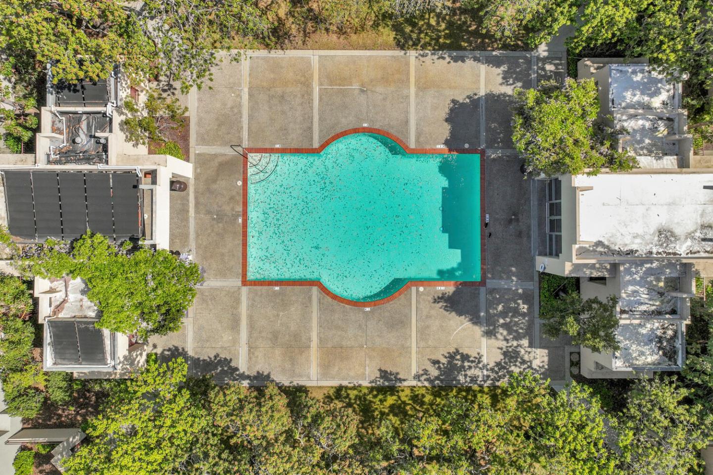 Detail Gallery Image 35 of 50 For 31 E Court Ln, Foster City,  CA 94404 - 2 Beds | 2/1 Baths