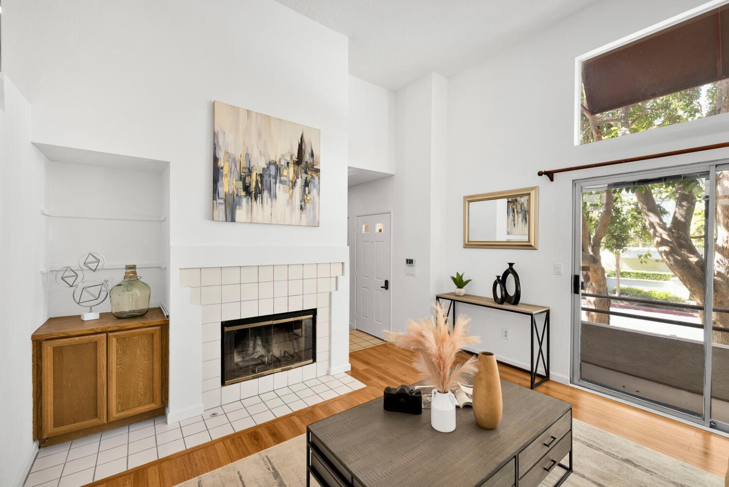 Detail Gallery Image 7 of 50 For 31 E Court Ln, Foster City,  CA 94404 - 2 Beds | 2/1 Baths