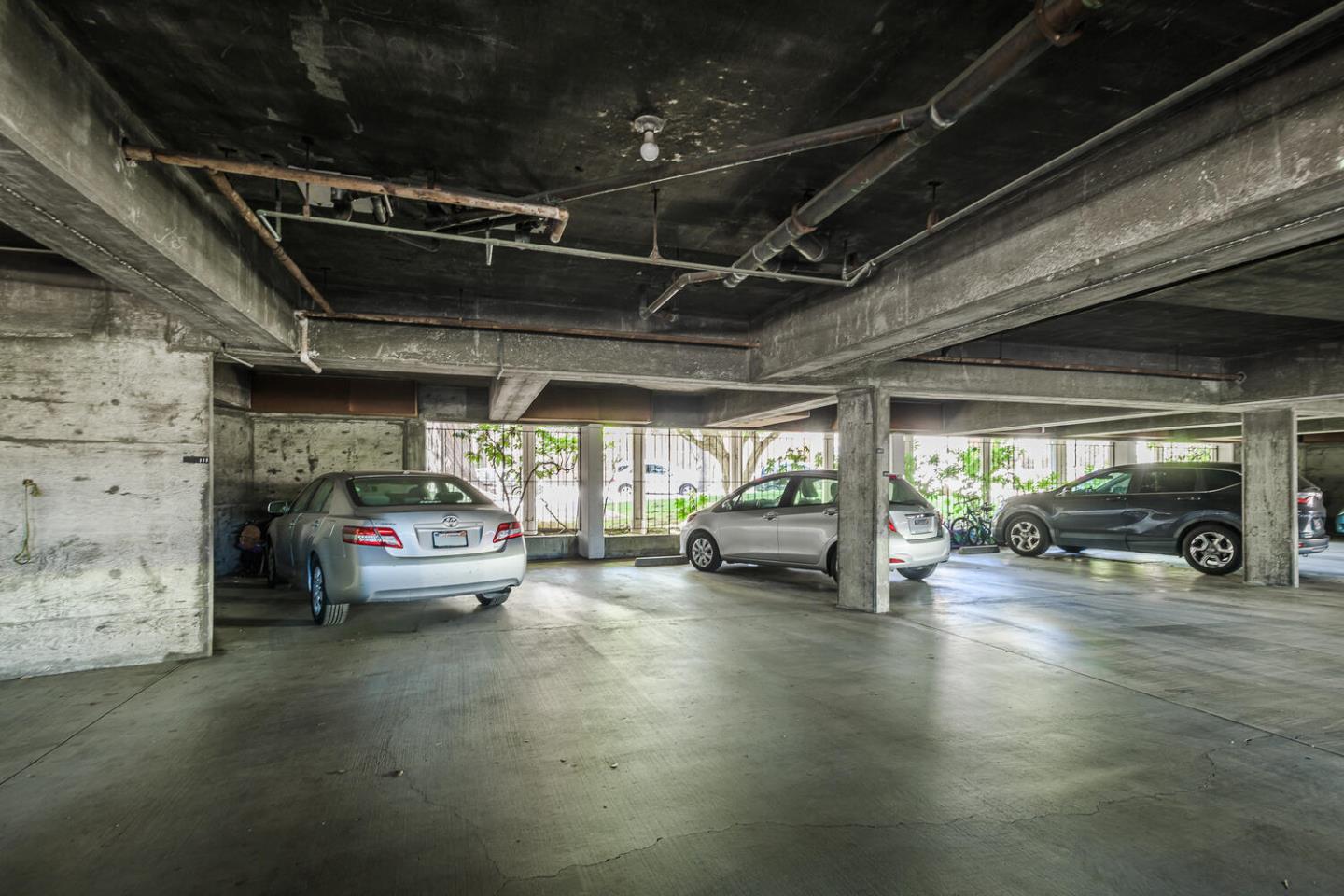 Detail Gallery Image 16 of 16 For 1515 Arc Way #105,  Burlingame,  CA 94010 - 1 Beds | 1 Baths