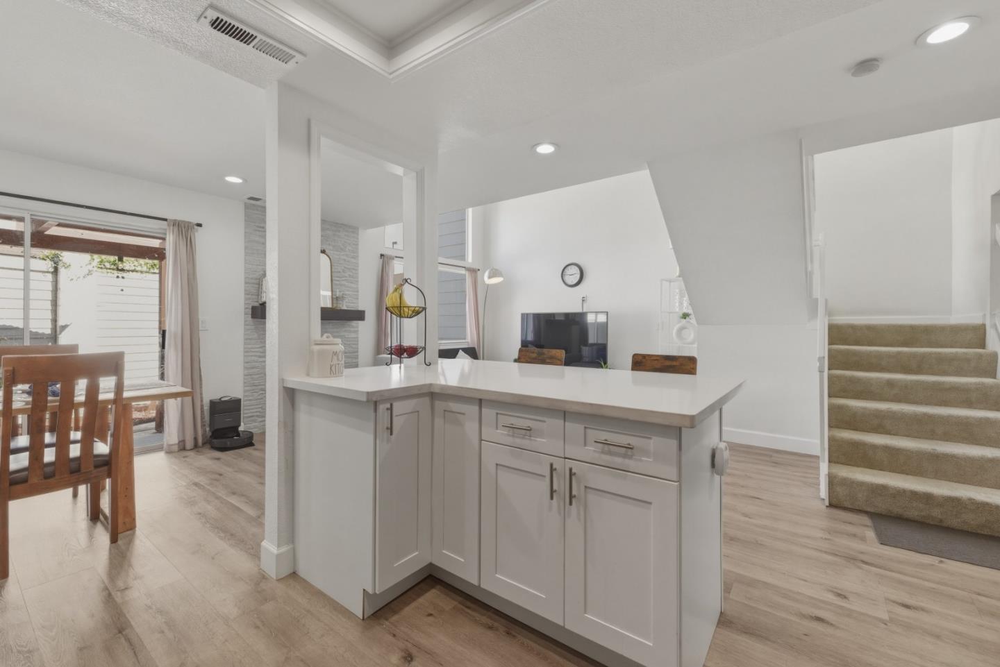 Photo #15: ML82040692 Listing: Photo #15