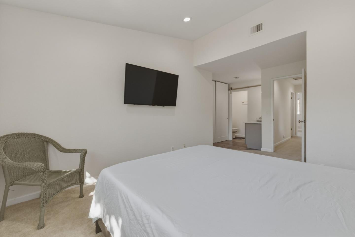Photo #26: ML82040692 Listing: Photo #26