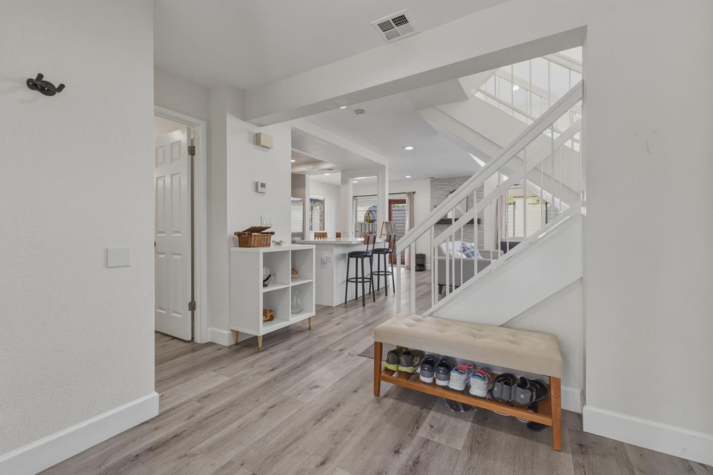 Photo #3: ML82040692 Listing: Photo #3