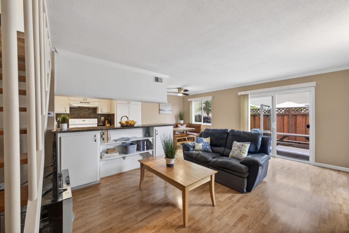 Detail Gallery Image 3 of 15 For 1325 Joplin Dr #2,  San Jose,  CA 95118 - 2 Beds | 1 Baths