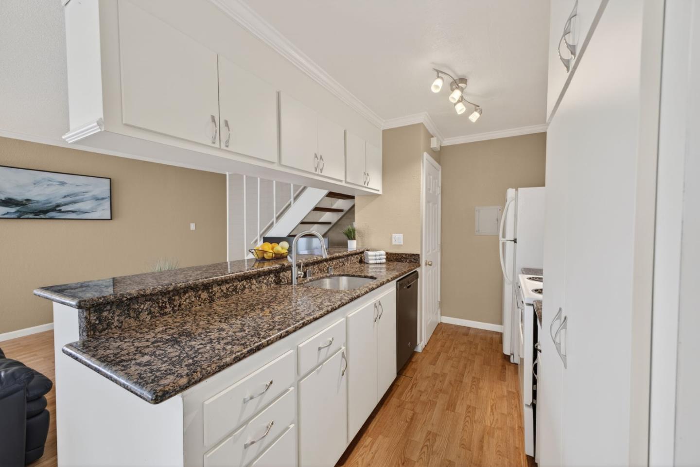 Detail Gallery Image 5 of 15 For 1325 Joplin Dr #2,  San Jose,  CA 95118 - 2 Beds | 1 Baths