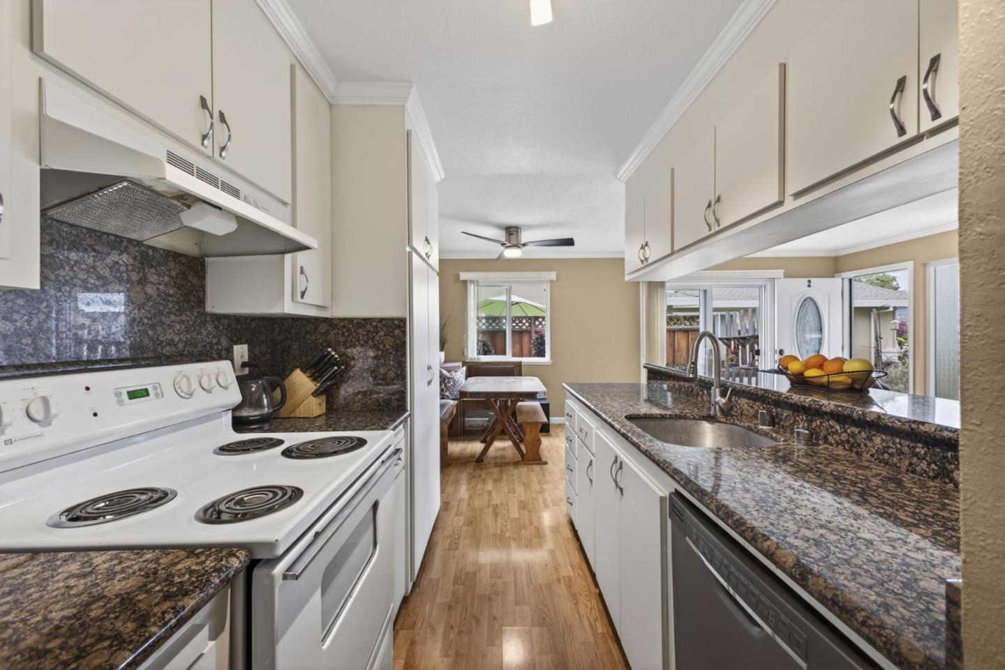 Detail Gallery Image 6 of 15 For 1325 Joplin Dr #2,  San Jose,  CA 95118 - 2 Beds | 1 Baths