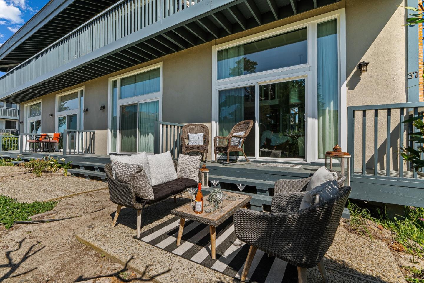 Detail Gallery Image 37 of 43 For 37 La Playa St #37,  Monterey,  CA 93940 - 2 Beds | 2/1 Baths