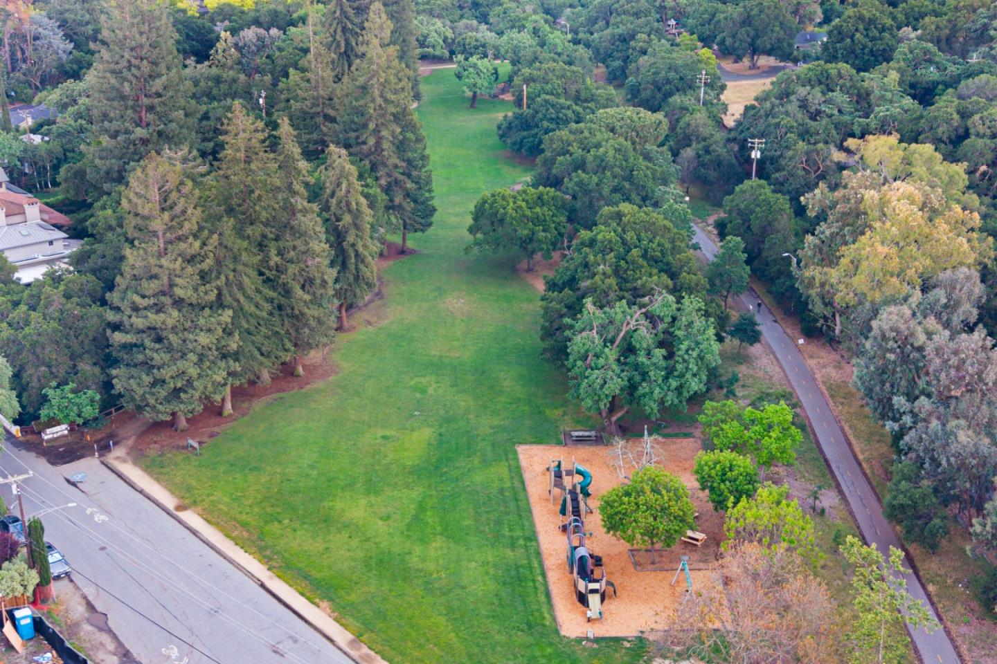 Detail Gallery Image 29 of 34 For 997 Ilima Way, Palo Alto,  CA 94306 - 4 Beds | 2 Baths