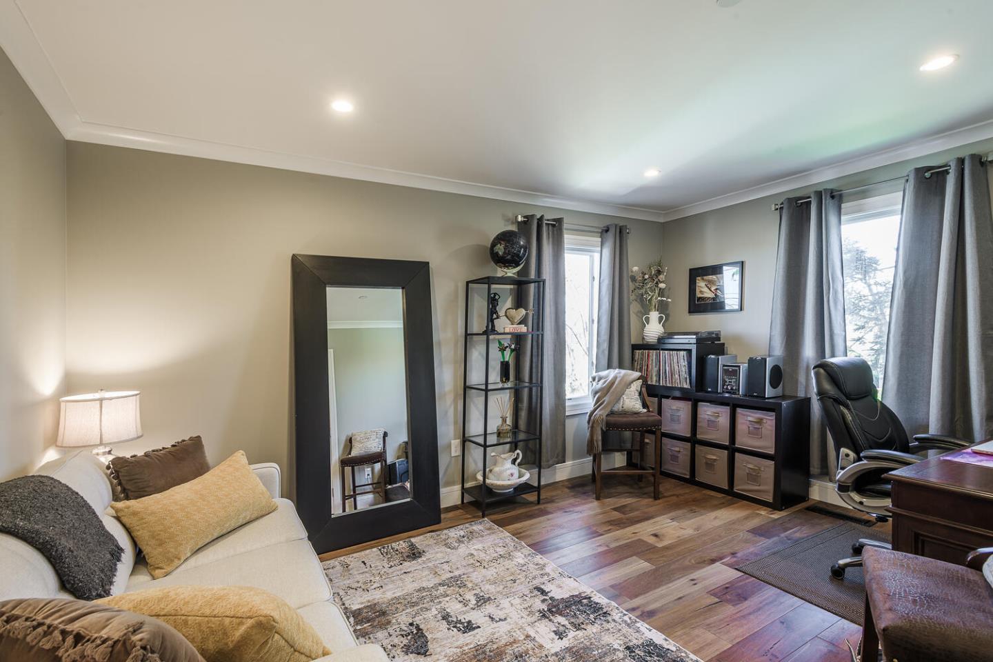 Detail Gallery Image 14 of 29 For 716 30th Ave, San Mateo,  CA 94403 - 3 Beds | 3 Baths