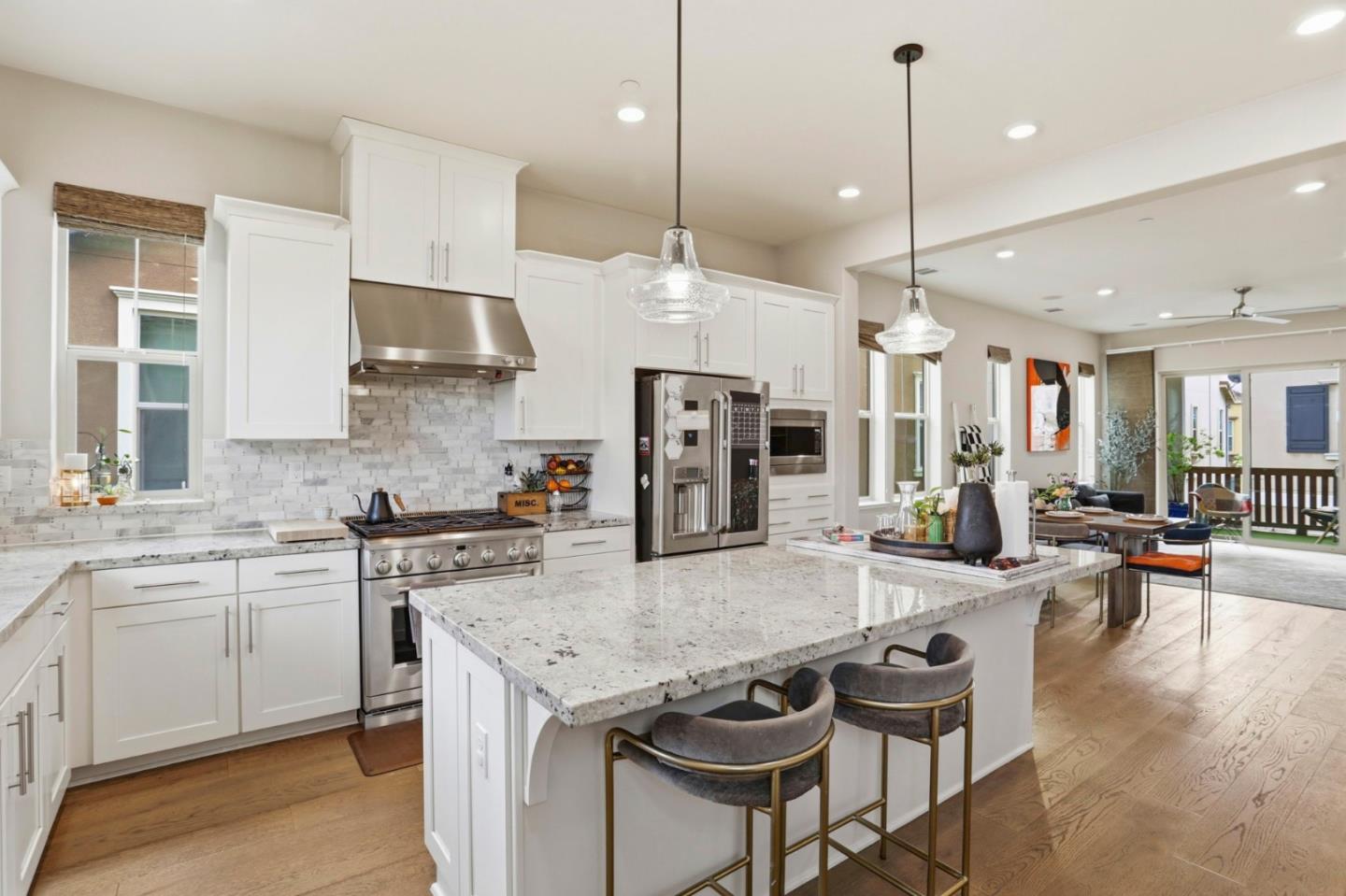 Detail Gallery Image 14 of 42 For 1536 Hidden Creek Ln, Milpitas,  CA 95035 - 3 Beds | 3/1 Baths