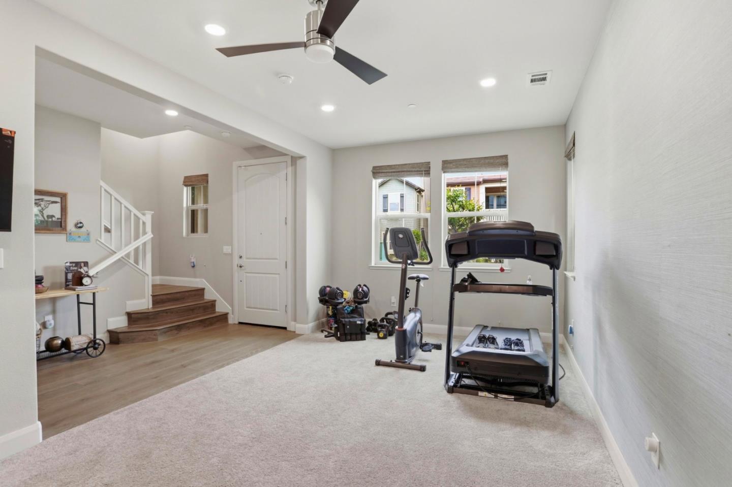 Detail Gallery Image 19 of 42 For 1536 Hidden Creek Ln, Milpitas,  CA 95035 - 3 Beds | 3/1 Baths