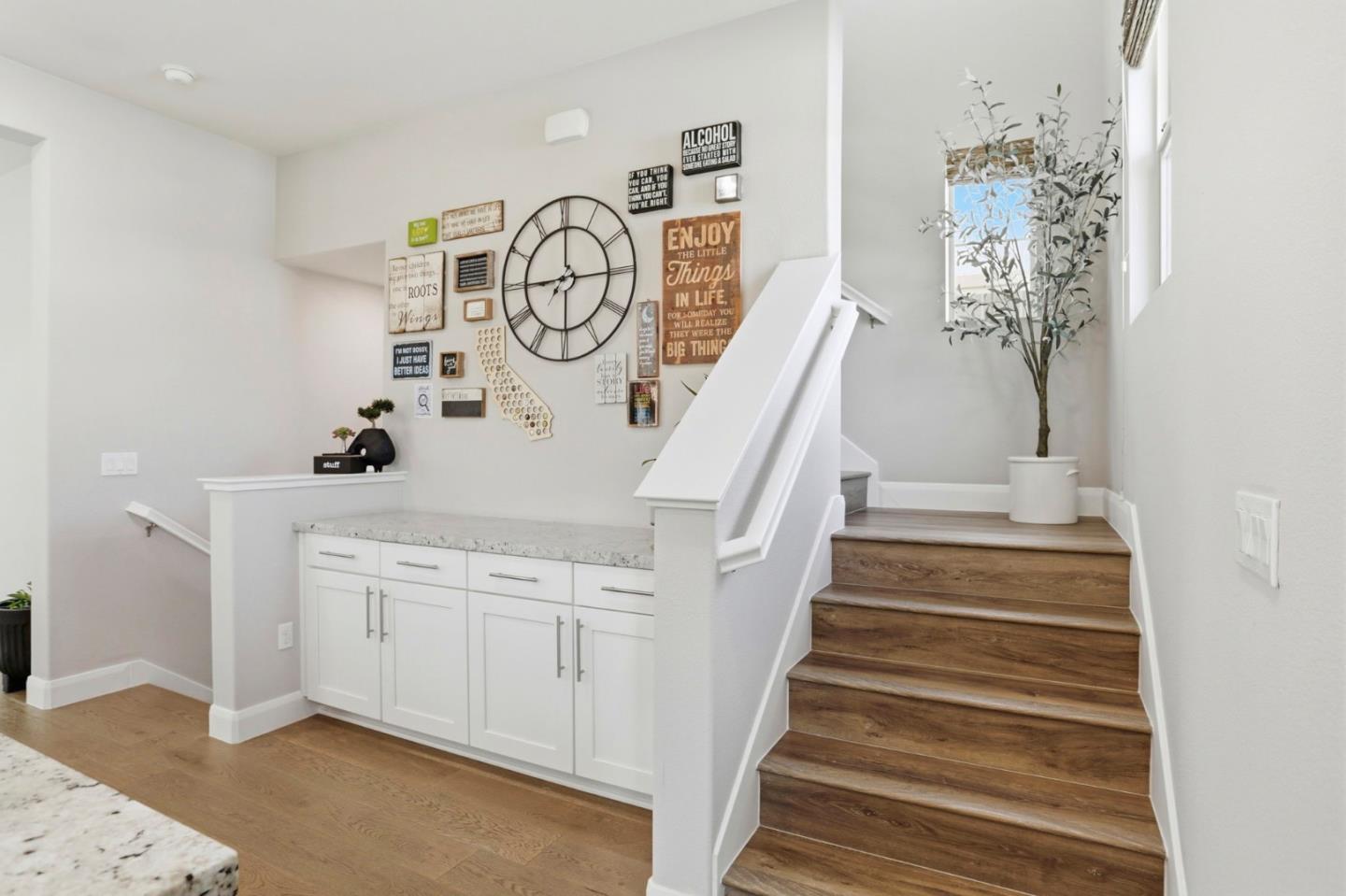 Detail Gallery Image 20 of 42 For 1536 Hidden Creek Ln, Milpitas,  CA 95035 - 3 Beds | 3/1 Baths