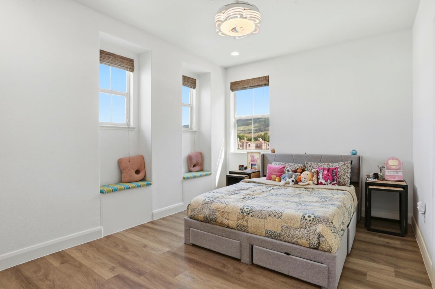 Detail Gallery Image 21 of 42 For 1536 Hidden Creek Ln, Milpitas,  CA 95035 - 3 Beds | 3/1 Baths