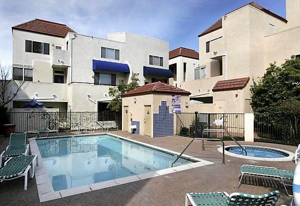 Detail Gallery Image 21 of 23 For 2573 Park Blvd #U204,  Palo Alto,  CA 94306 - 2 Beds | 2/1 Baths