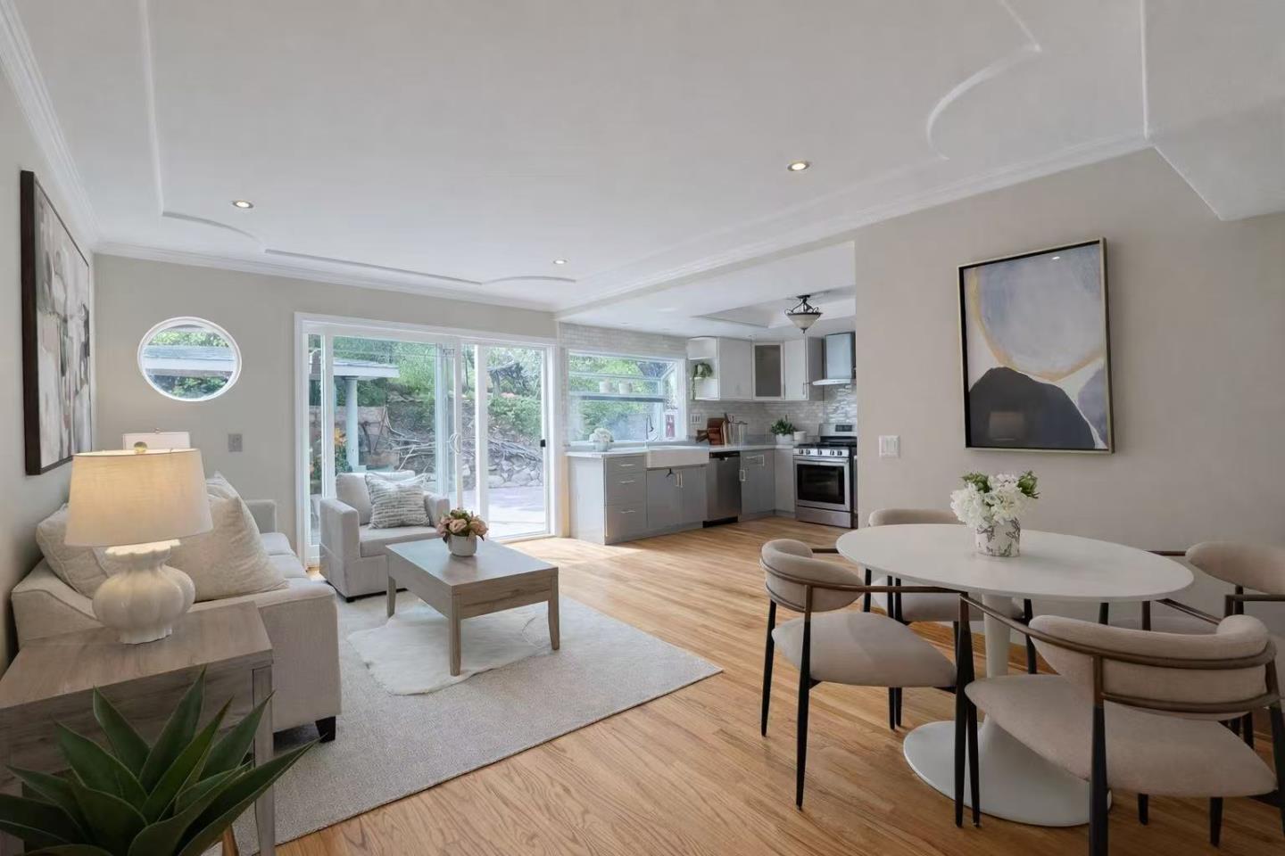 Detail Gallery Image 2 of 10 For 524 Weybridge Dr, San Jose,  CA 95123 - 4 Beds | 3 Baths