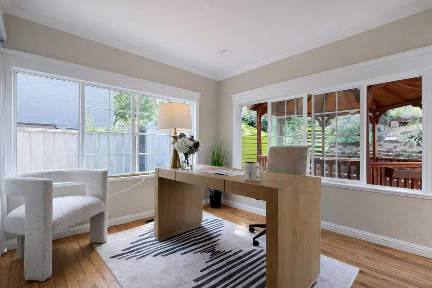 Detail Gallery Image 4 of 10 For 524 Weybridge Dr, San Jose,  CA 95123 - 4 Beds | 3 Baths